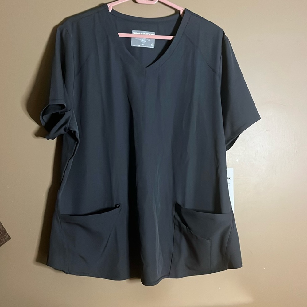 😄NWT Scrub Top Plus Size